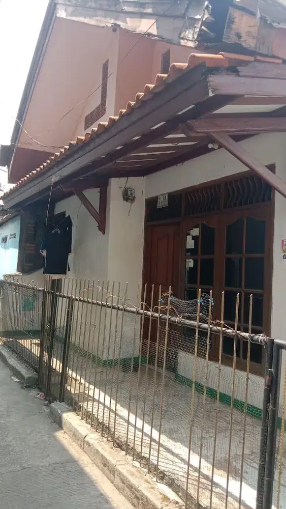 DIJUAL RUMAH PRIBADI BUTUH SECEPATNYA !!! DI NEGO AJA SAMPE JADI