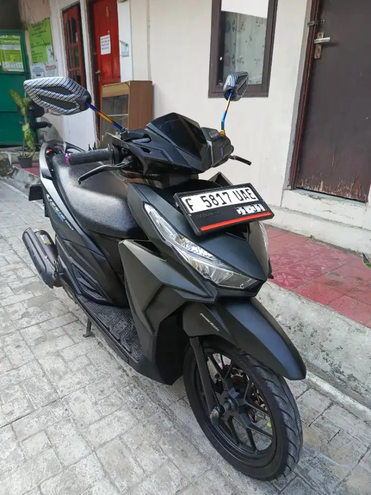 Vario 150 LED old 2016 black joss