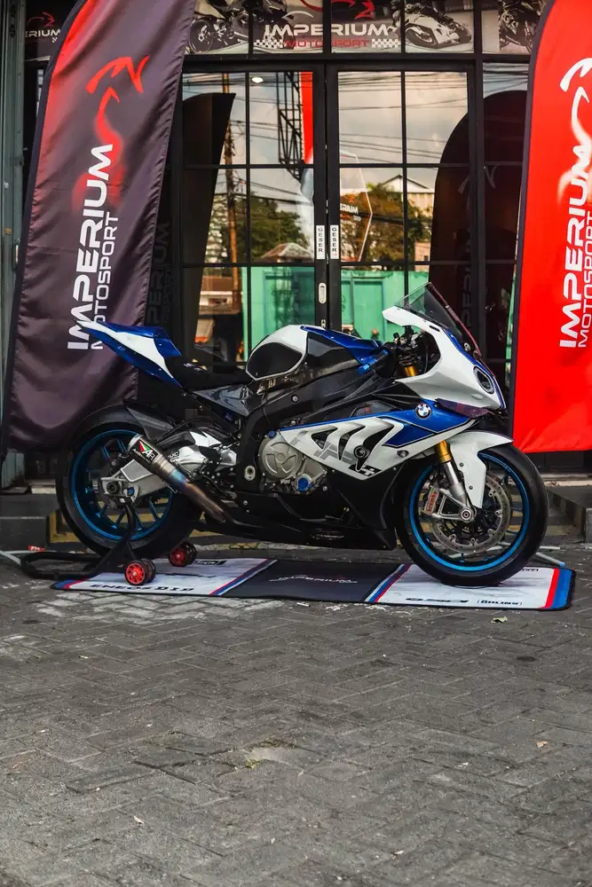 BMW S1000 HP4 2014 RARE UNIT FULLPAPER
