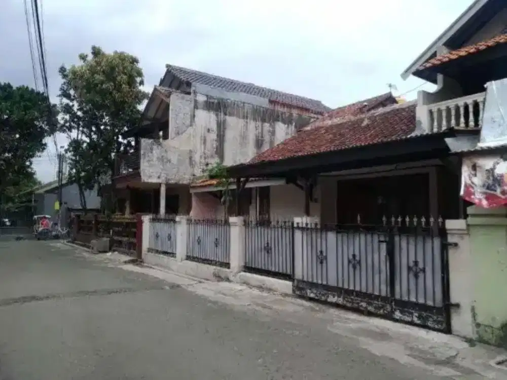 DISEWAKAN KEMBALI RUMAH 2 LANTAI SIAP HUNI DI KOMPLEK BUAHBATU, LOGAM, MARGACINTA KOTA BANDUNG