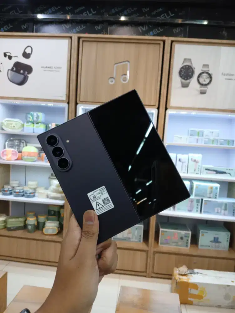 SAMSUNG Z FOLD 8, BENEFIT BANYAK SELAMA PRE ORDER, LANGSUNG DI PICK UP