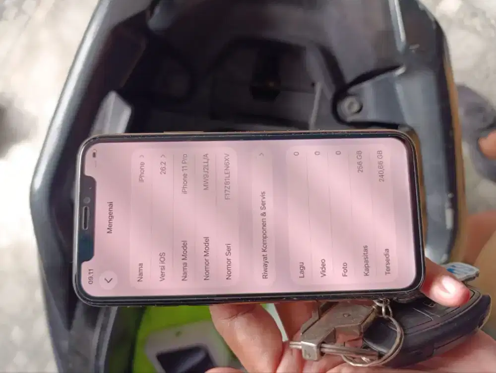 Iphone 11 Pro 256Gb all operator ios terbaru bebas riset bs TKer tambh
