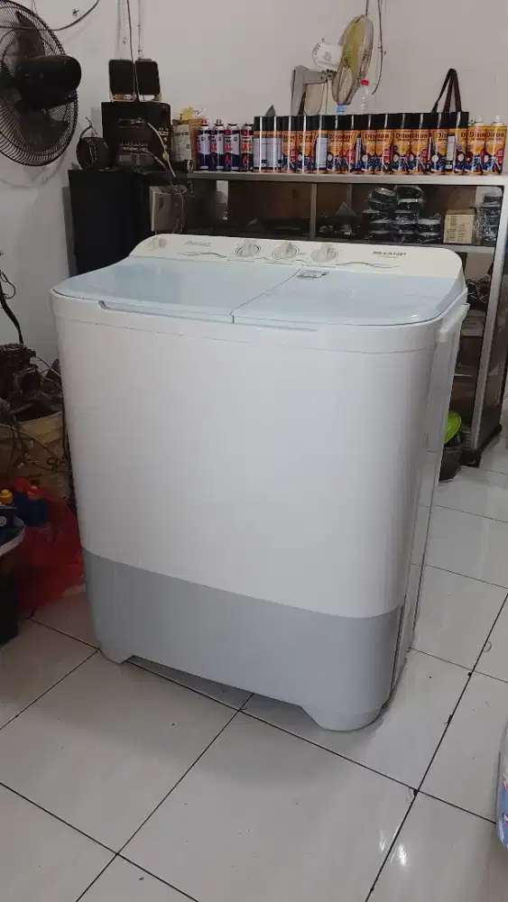 Mesin cuci merk Sharp uk 8,5kg