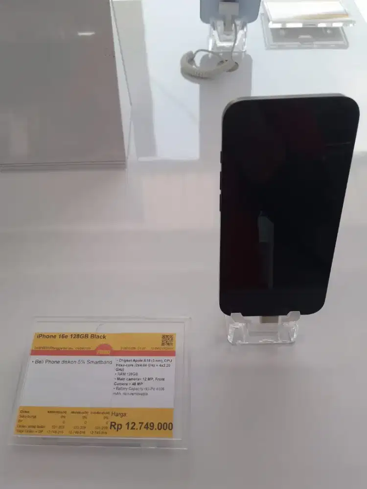 Iphone 16e 128 Black