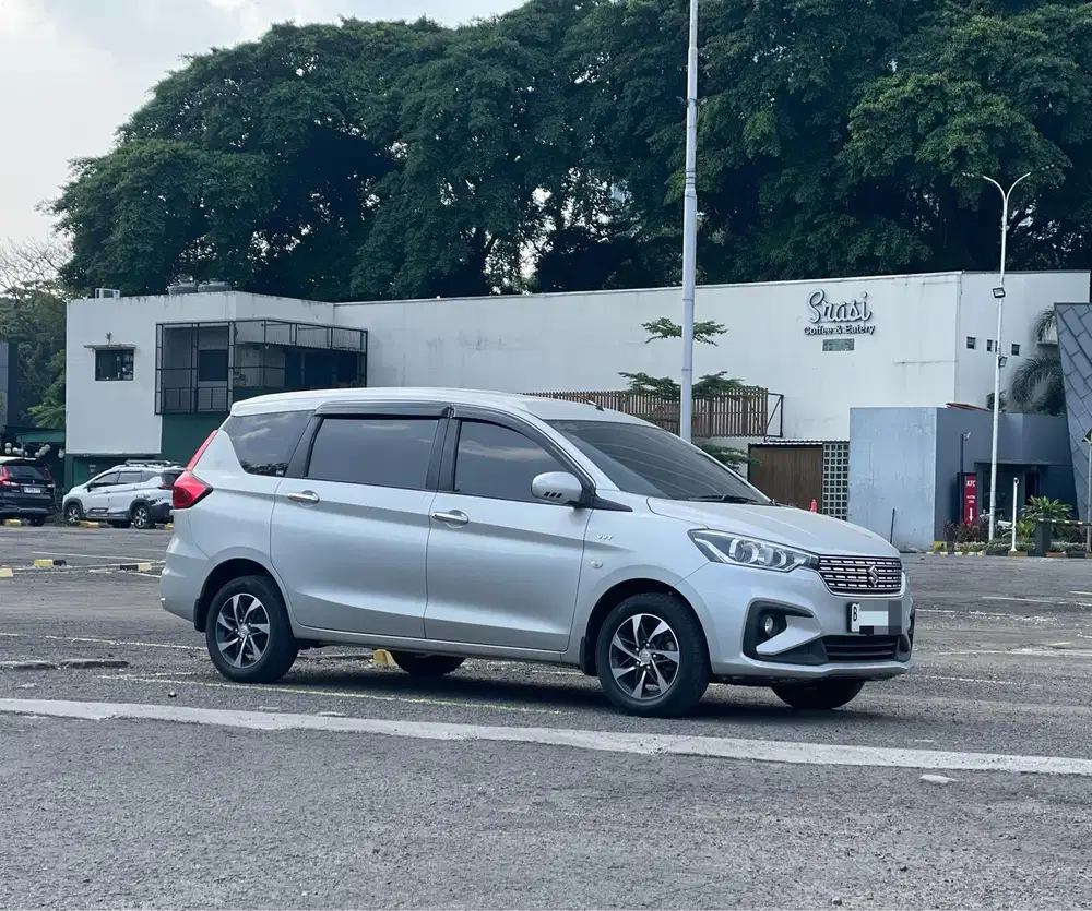 Siap Pakai! Ertiga GL Manual 2019 Bisa Kredit