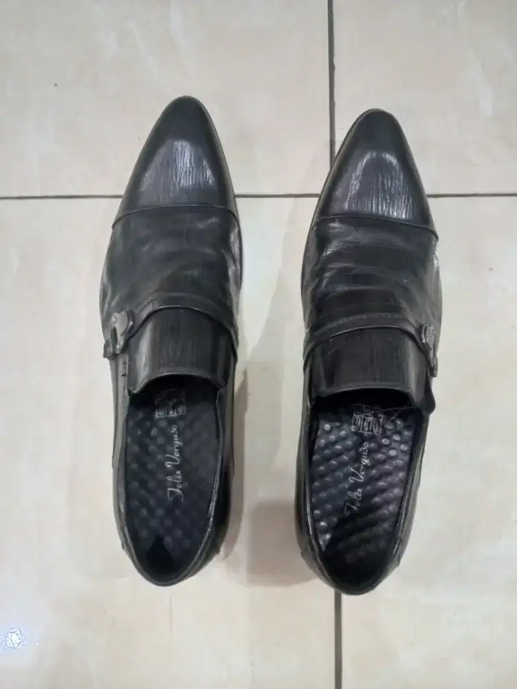 Sepatu pantofel merk Felix Verguso