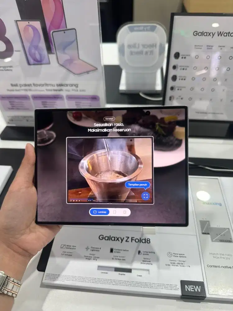 PRE ORDER SAMSUNG GALAXY Z FOLD 8 FREE UPGRADE MEMORI