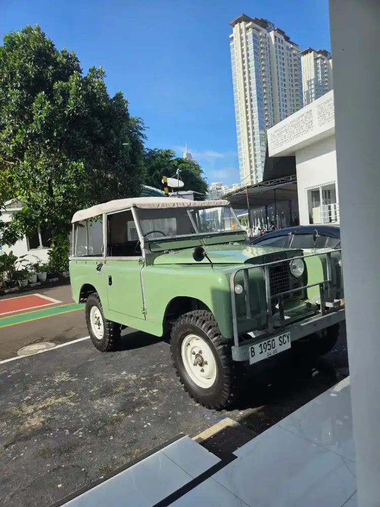 Land Rover Series 3 Tahun 1976