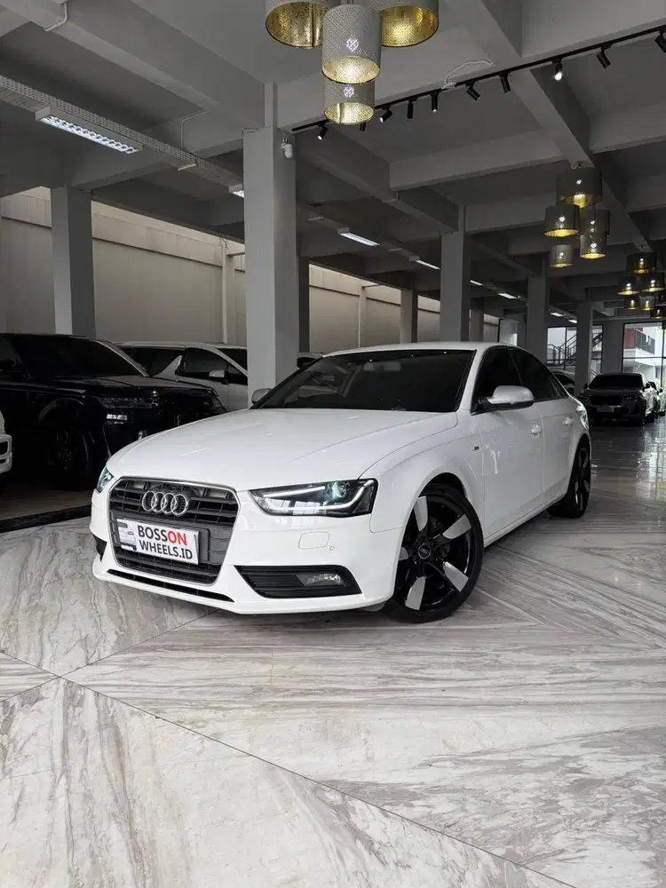 CASH 2013 Audi A4 1.8T Facelift S-line (spek tertinggi)