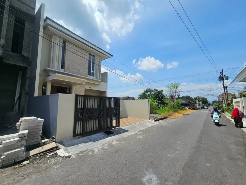Rumah Mewah Modern Tropis Luas Lega Purwomartani Kalasan Sleman