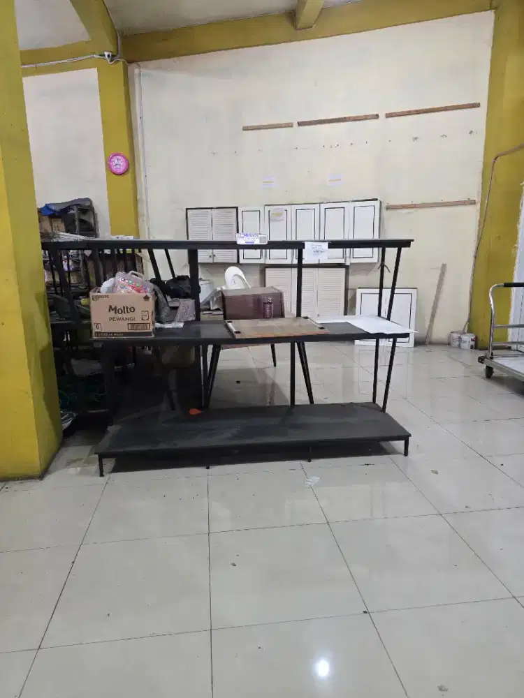 Rak besi seken, hambalan partikel