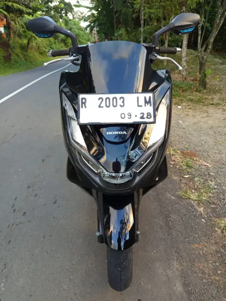 Honda pcx 2023 terbaru