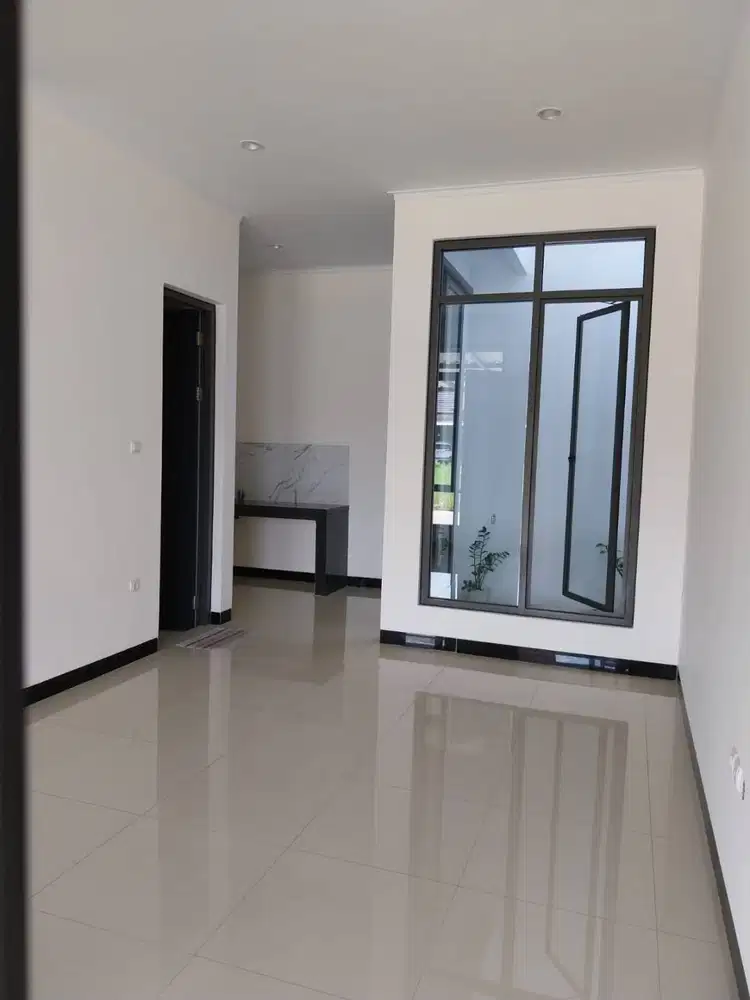 Disewakan Rumah Baru Siap Huni di Taman Kopo Indah (TKI) V