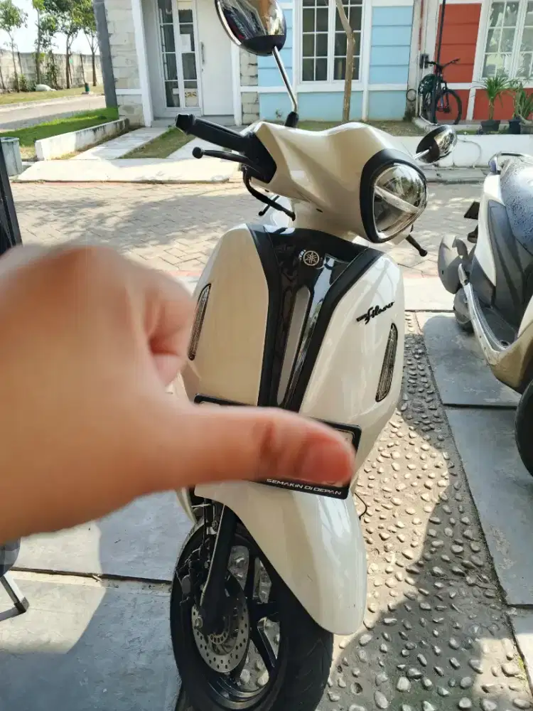 Yamaha grand filano like new km rendah muluss 2023 putih terawat