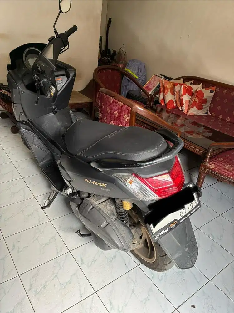 Jual motor nmax tahun 2019