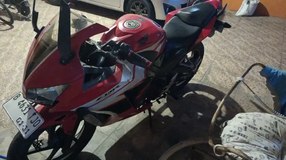Jual motor Honda CBR 150cc