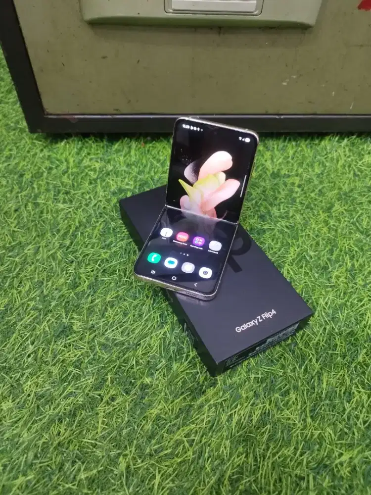 Samsung Z flip 4 8/256gb