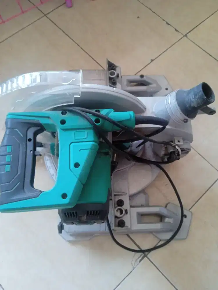 Mesin potong aluminium(miter saw) 10 inc