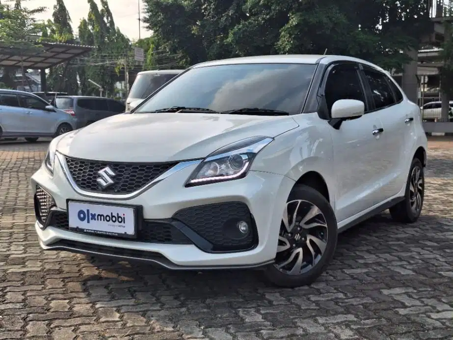 Cash dan Credit Suzuki Baleno AT 2021 UBF