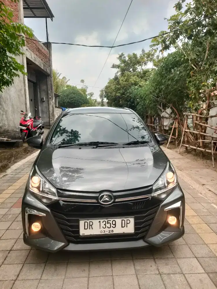 Ayla 1.2 R MT DP 10 jt