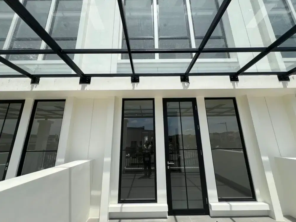 Di jual Dan Di Sewakaan Ruko Hudson Type Arcade Double Balcony
