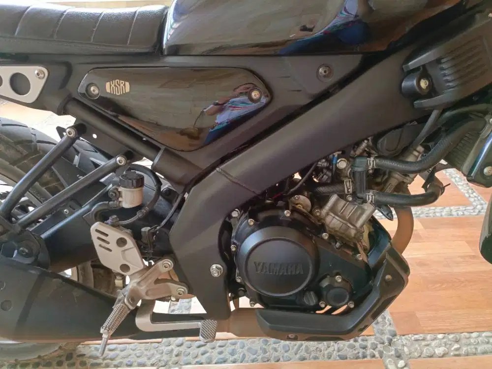 XSR 2023 Hitam mulus