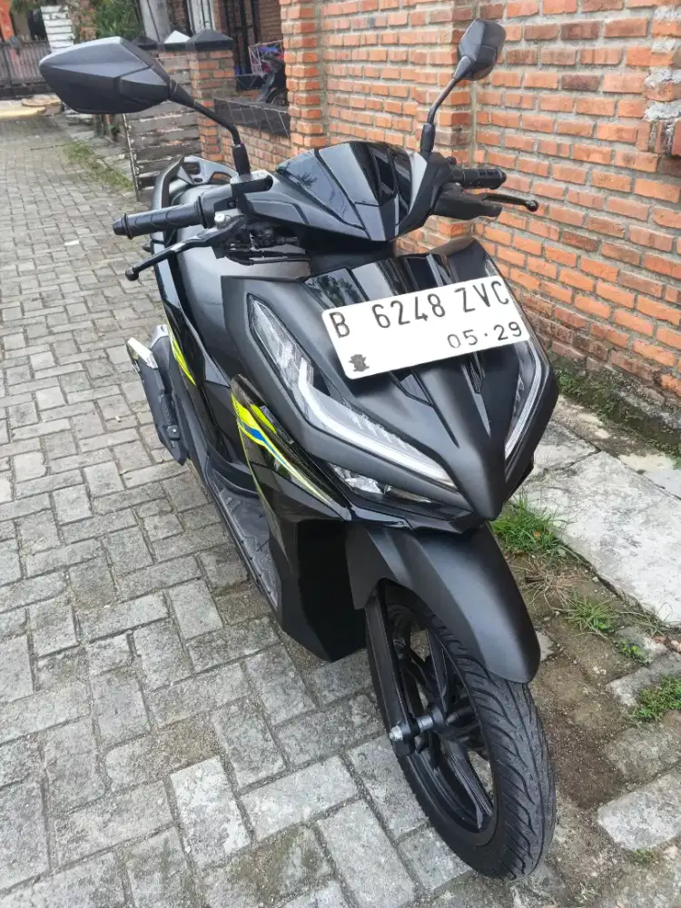 Honda Vario 125 CBS 2024 Km Low Mulus Pajak On Mei 2027