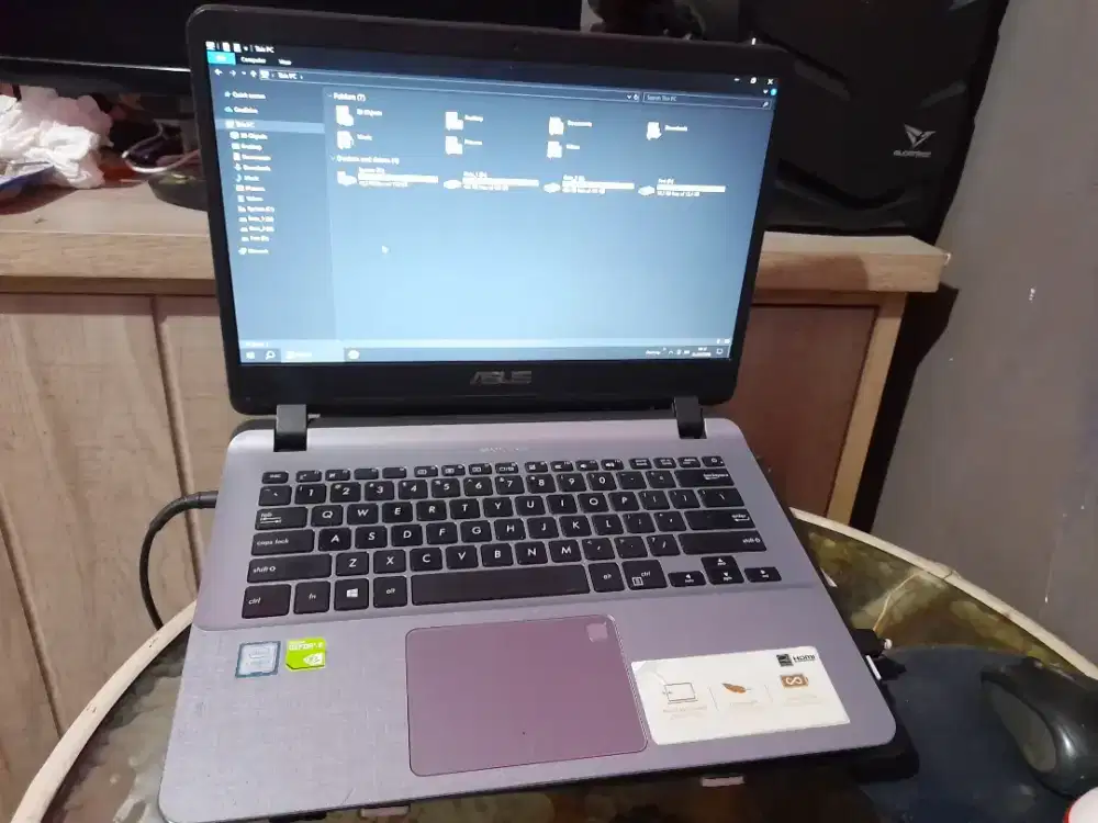 Laptop Vivobook Asus i7 gen 8