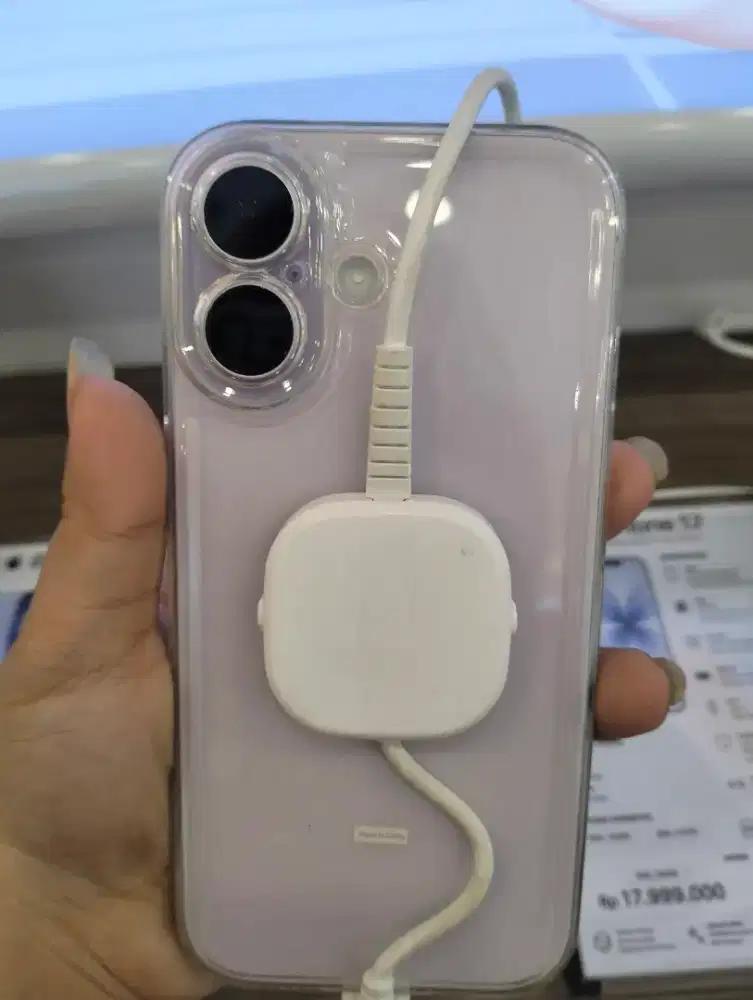 IPHONE 17 Ram 8/256GB iBox kredit 0%