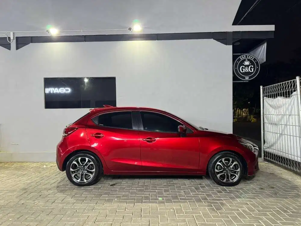 Mazda 2 R Skyactive A/T