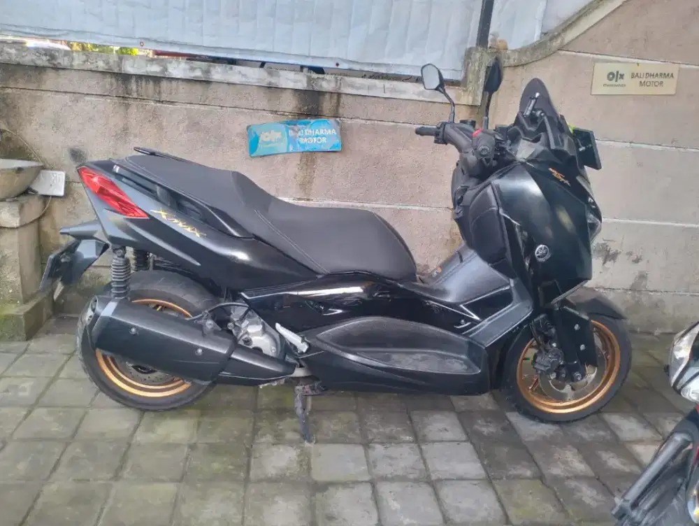 Yamaha. X max 250 CC thn 2022 cash. Bali dharma motor