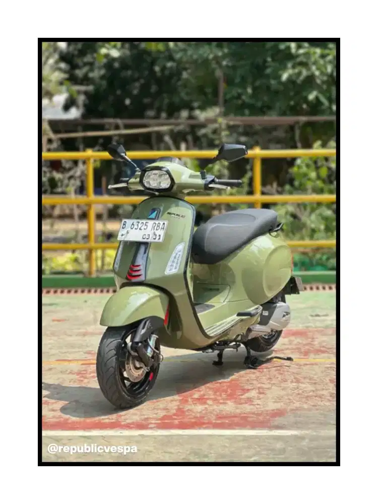 VESPA SPRINT S NEW MODEL 150 IGET ABS LED TH 2025 LIKE NEW!