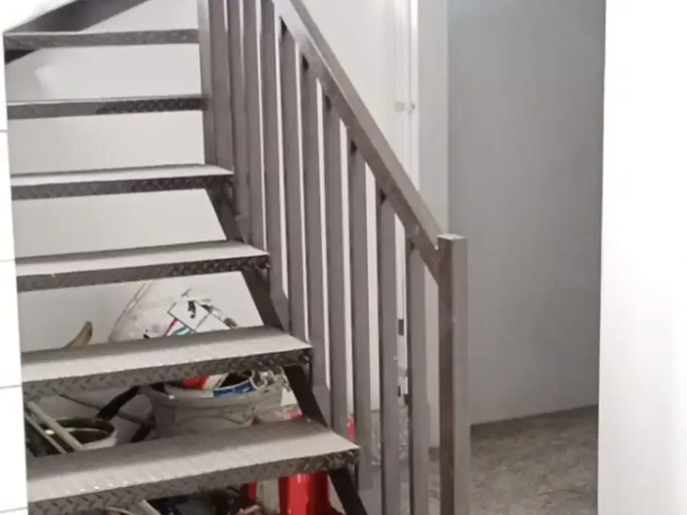 Sewa ruko Ketintang surabaya