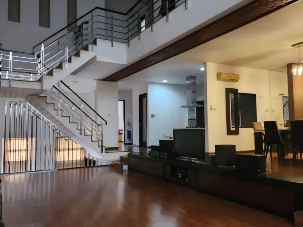 Dijual Rumah Bagus Minimalis Di Bukit Gading Mediterania - Kelapa Gading
