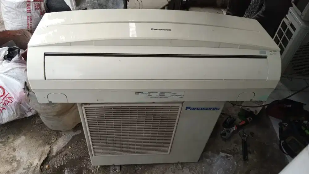 AC panasonic 1/2 PK ori