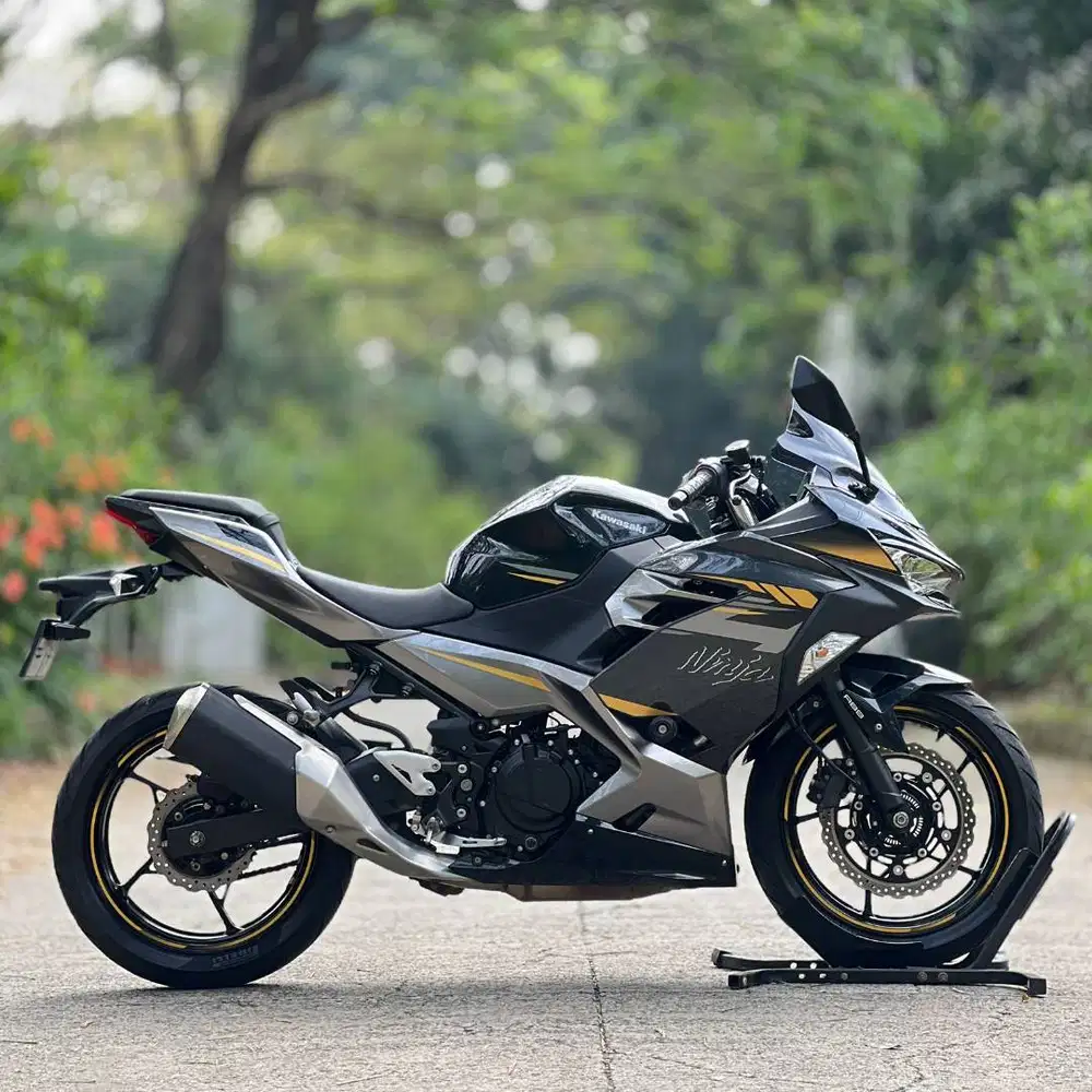 KAWASAKI NEW NINJA 250 FI ABS MDP KEYLESS 2022 GREY KM RENDAH PAJAK ON