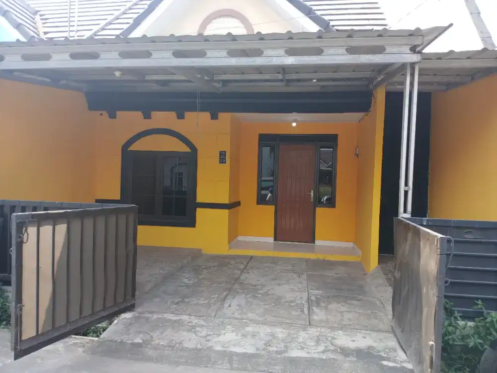 Di kontrakan rumah pertahun, kondisi bersih, rapih dan terawat