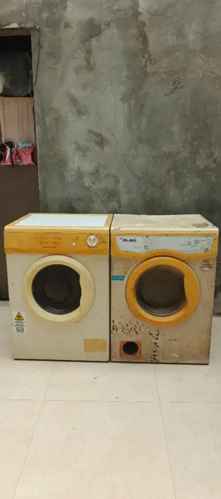 Dijual Borongan 2 mesin pengering pakaian. (Diamante & ELBA)