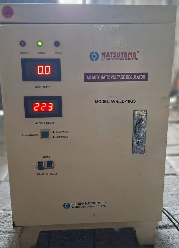 Stabilizer Listrik Matsuyama 10Kva 1Phase - Digital