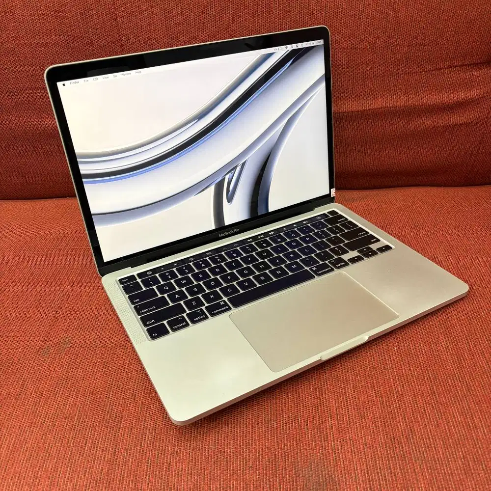 MacBook Pro 13 inch Touchbar 2020 i7 RAM 32/512GB Fullset