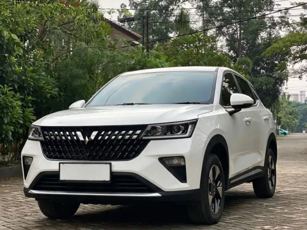 Dijual over kredit Mobil Wuling Alvez Tipe C, Tahun 2025. Kondisi Mulus. Tinggal Lanjutin Cicilan Aja!