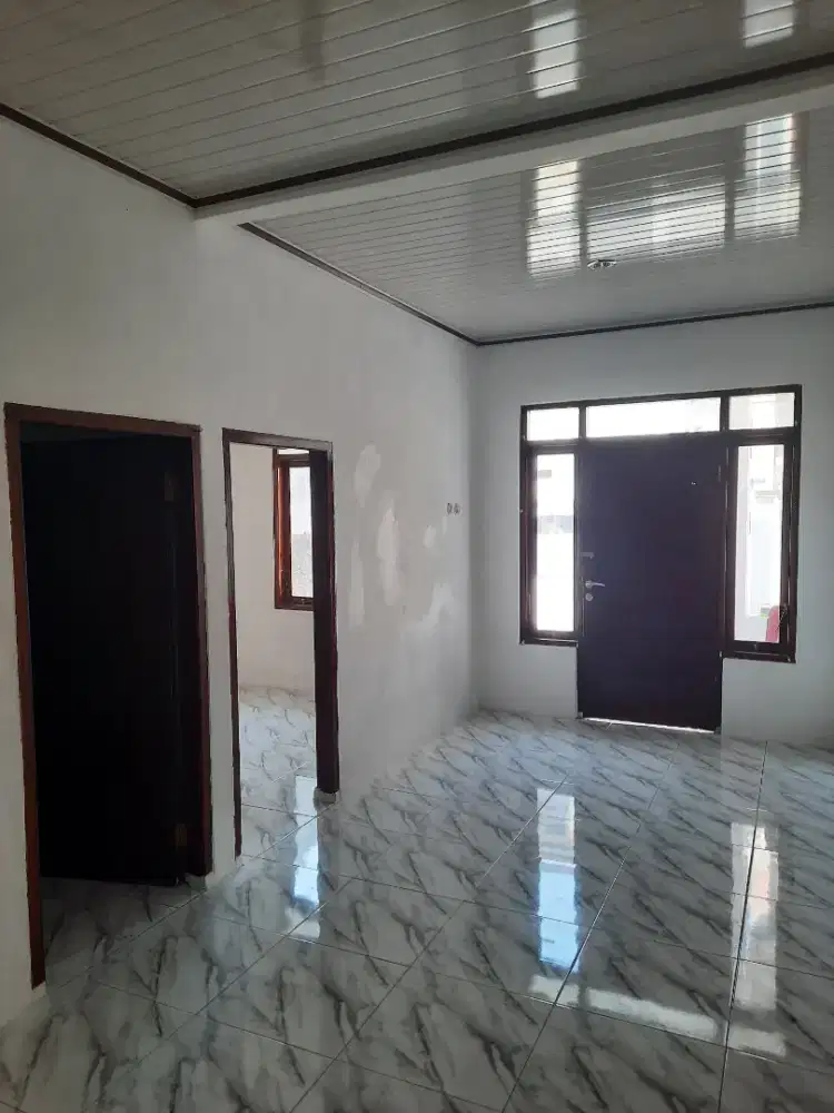 Disewakan Rumah Baru Lokasi Sangat Strategis dekat CITOS dan PIM