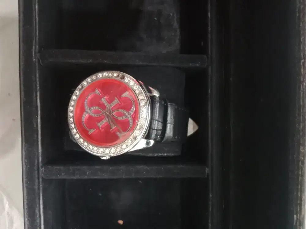 Jam tangan wanita original GUESS