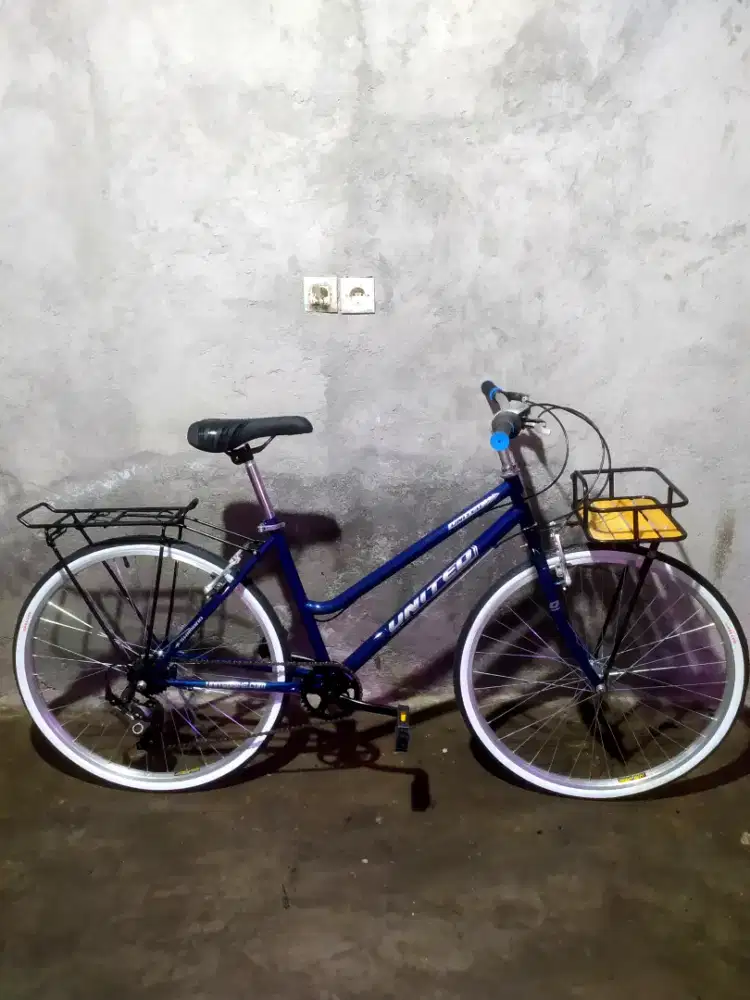 Commuter bike United Pattaya full mulus mengkilap