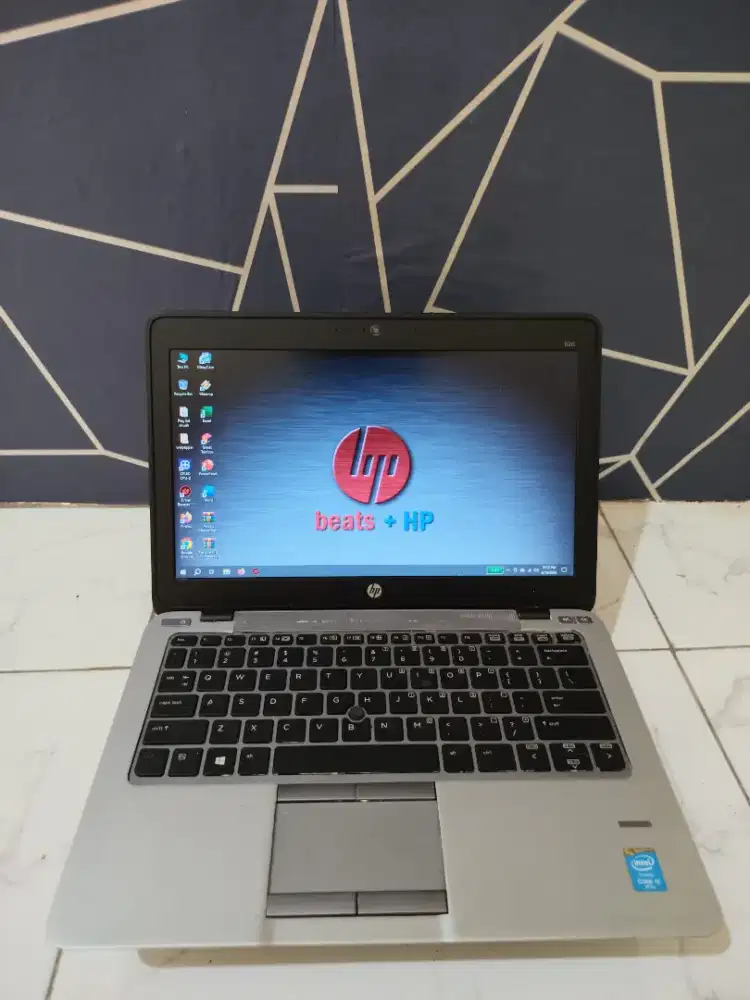 HP ELITEBOOK 820 G1 CORE i5 GEM 4 RAM 4GB HDD 1TB