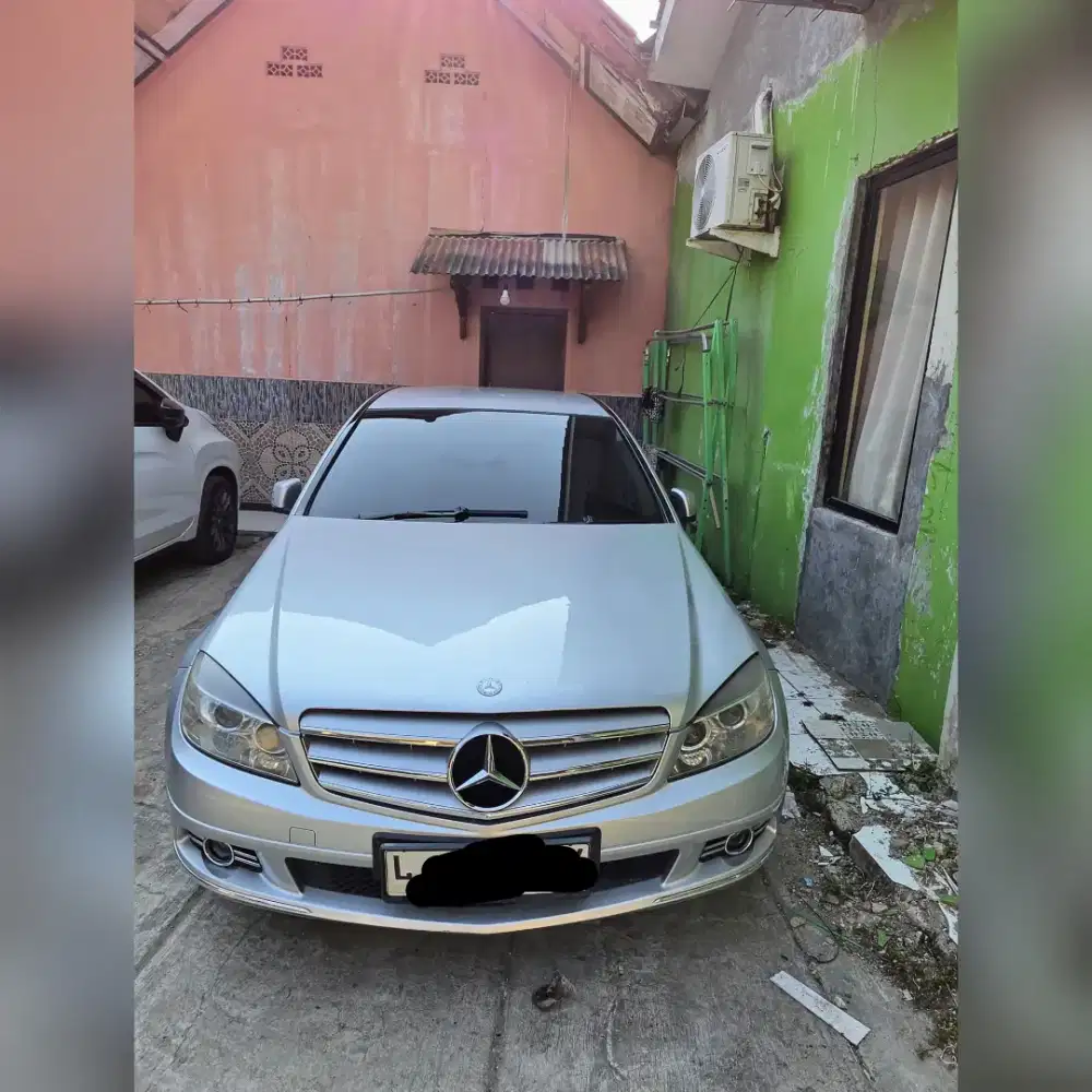 Mercedes Benz C200 Avantgard 2011