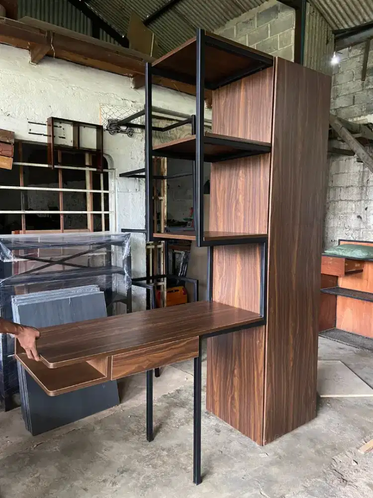 Meja 1set lemari dan laci esthetic