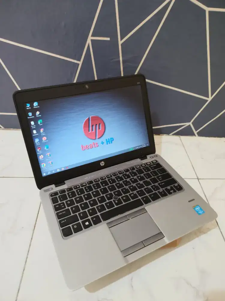 HP ELITEBOOK 820 G1 CORE i5 GEM 4 RAM 4GB HDD 1TB
