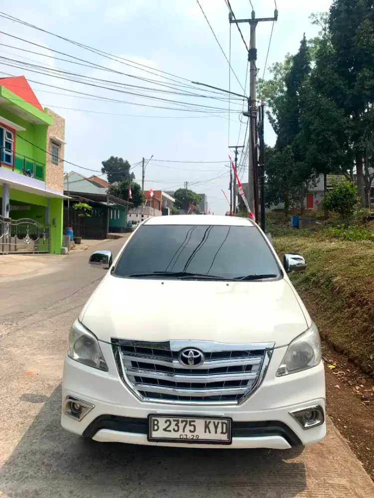 Toyota innova j apgred G 2015