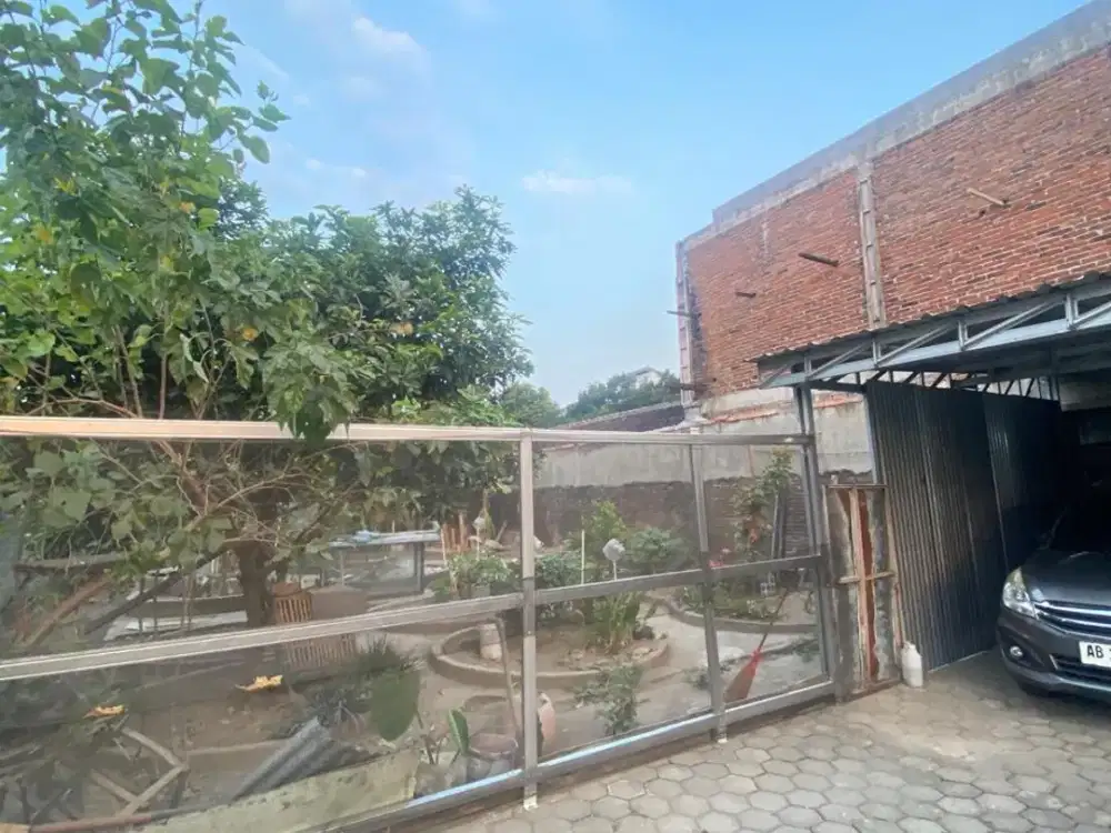 Tanah ada Bangunan Rumah & Ruko dekat Ringroad Utara Maguwoharjo Sleman